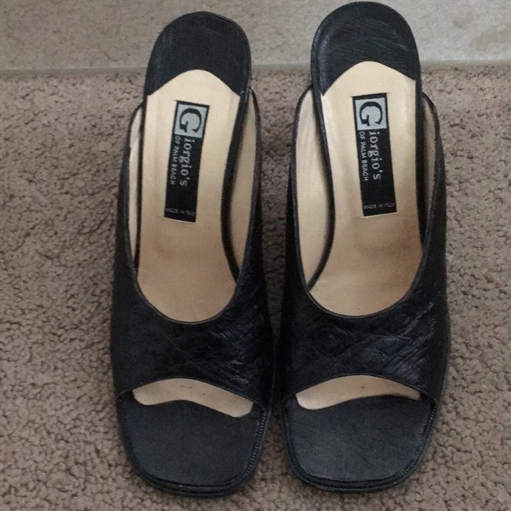Women’s Giorgio’s of Palms Beach
